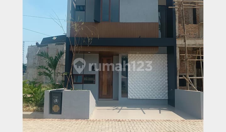 Rumah Siap Huni akses 10 menit ke tol Pamulang & 15 menit ke MRT