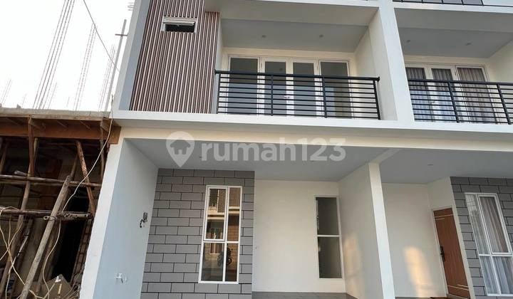 Rumah Siap Huni Akses 15 Menit Ke Lrt & 10 Menit Ke Tol
