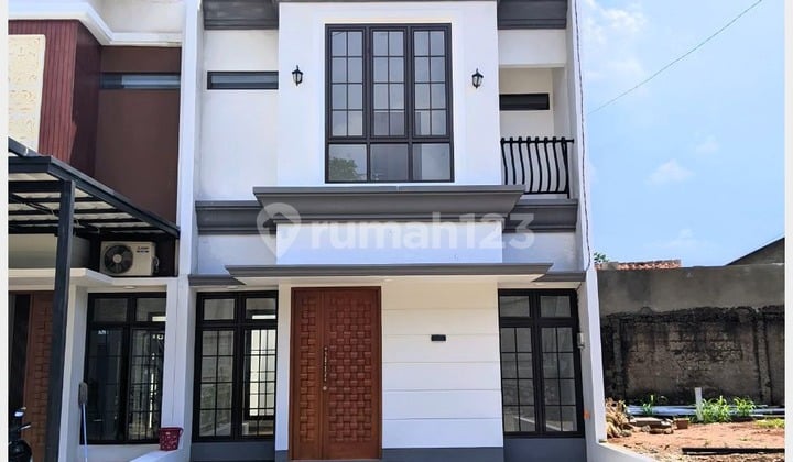 Rumah Mewah dekat Jaksel lokasi diapit 3 Tol (krukut kukusan desari)