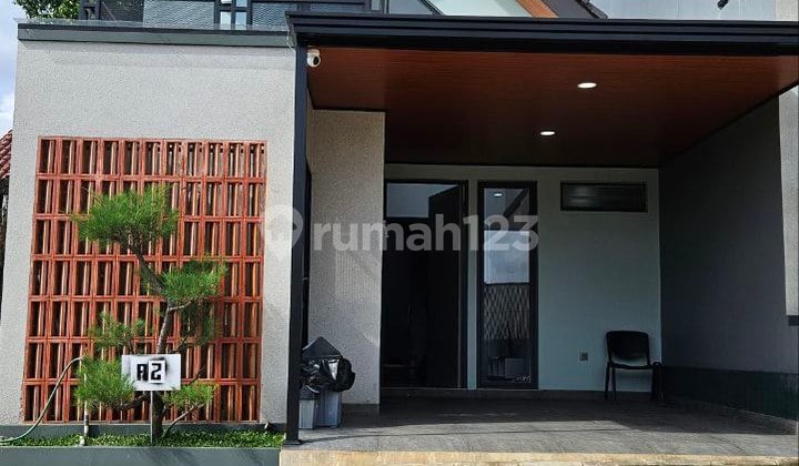 Rumah Semi Furnished Modern 1.5 lantai akses dekat Tol Desari