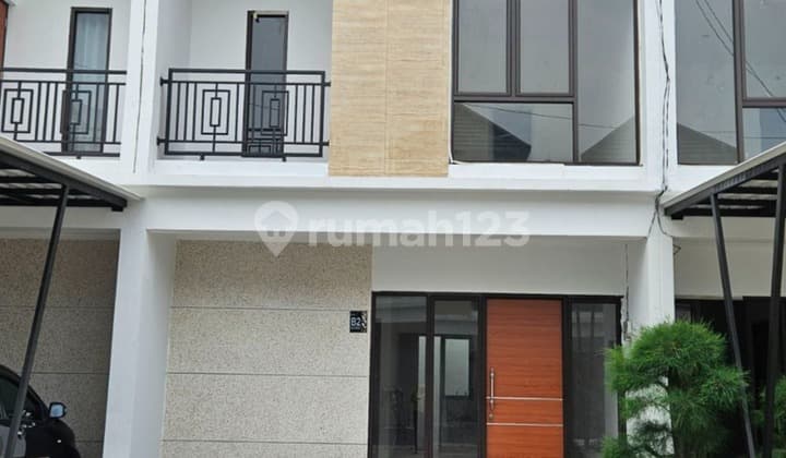 Rumah baru siap huni akses 3 menit ke LRT Cibubur dan Tol