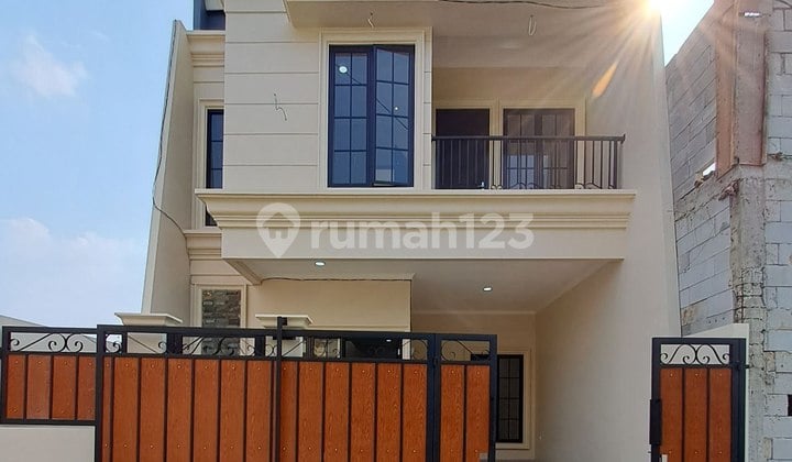 Rumah Siap Huni Jln Luas Dekat Stasiun Depok Dan Jln Juanda Raya