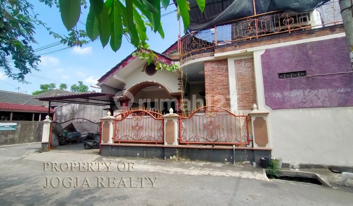 RUMAH DIJUAL BANGUNTAPAN YOGYAKARTA 2 LANTAI SIAP HUNI FURNISHED