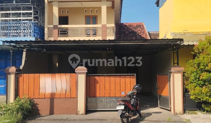 DIJUAL CEPAT BU RUMAH 2 LANTAI FURNISHED DEKAT KAMPUS ISI