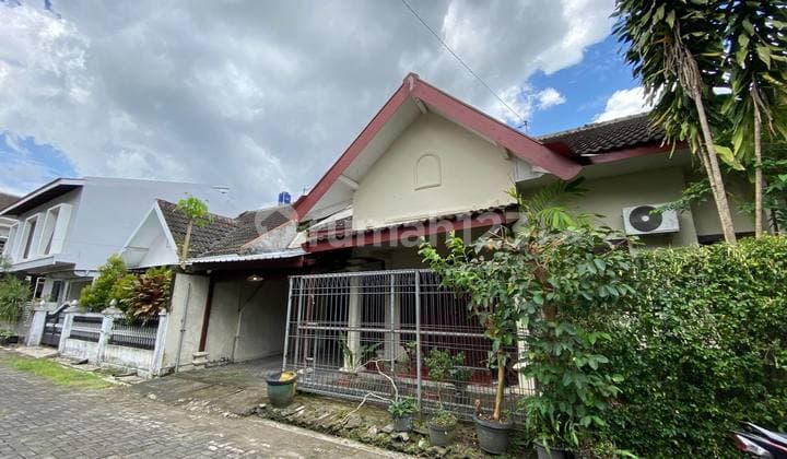 Rumah Luas Murah Perumahan Jakal Dekat Pasar Gentan Ugm Uii Jogja