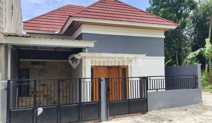 RUMAH MINIMALIS MURAH DEKAT KAMPUS UII JAKAL KM 13 NGAGLIK JOGJA