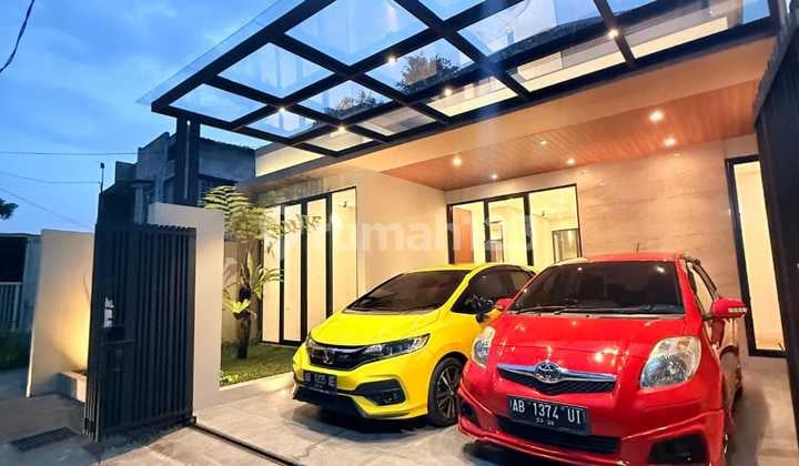 RUMAH MODERN MINIMALIS SIAP HUNI JL BESI JANGKANG 11 MIN KE UII