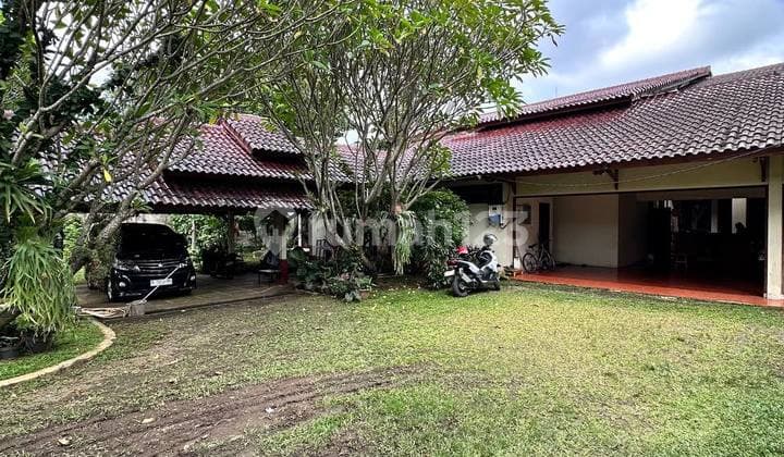 Rumah Secondary Luas 4000Meter 1 Lantai.di Cirendeu Jakarta