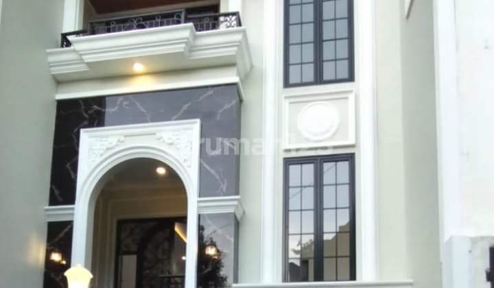 Rumah Murah Mewah 3 Lantai SHM di Jagakarsa Jakarta Selatan