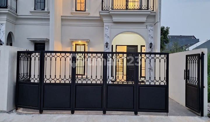 Rumah 2lantai Di Grand Depok City Dekat Stasiun Depok.