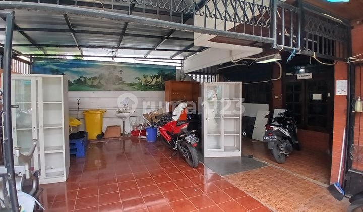 Dijual Cepat Rumah Usaha Jakarta Pusat