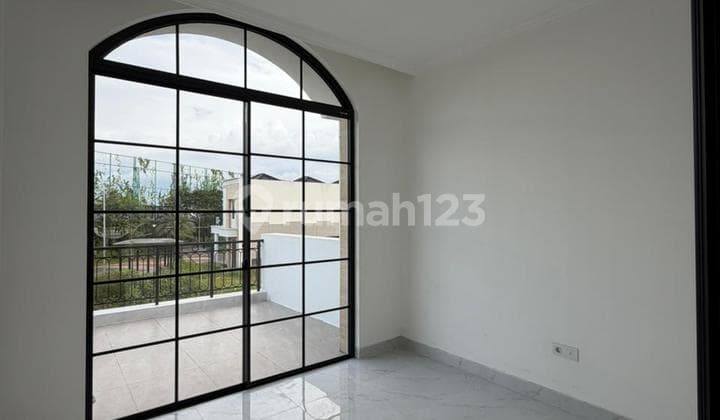 For Rent: 2 Neat and Strategic PIK 2 House Units