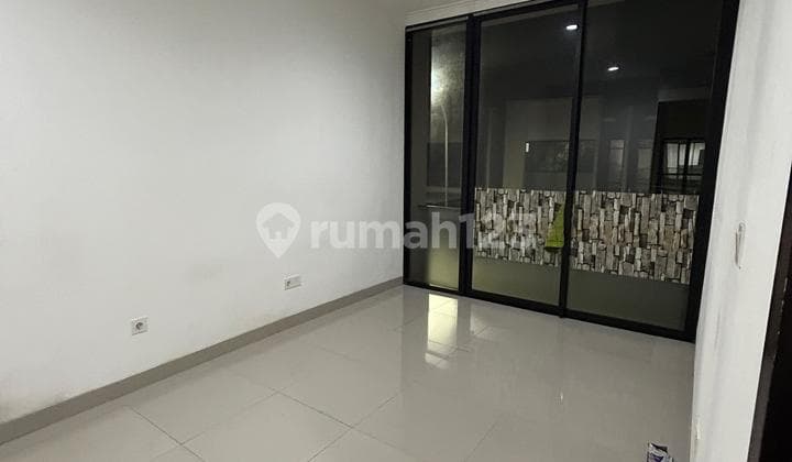 Disewakan Rumah Milenial Pik 2 Kosongan
