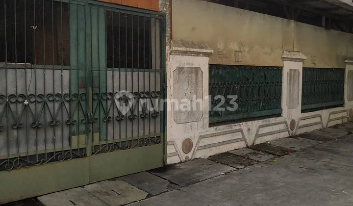 11x15 House in Pademangan 11x15 House in Pademangan