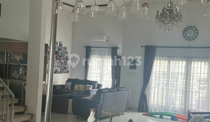 4-Story House with Good Furnishings in Pademangan, North Jakarta