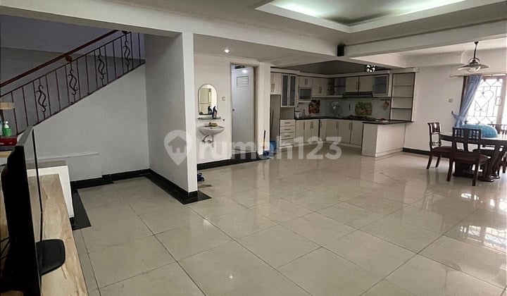 For Sale Town House Rajawali Condominium, Central Jakarta