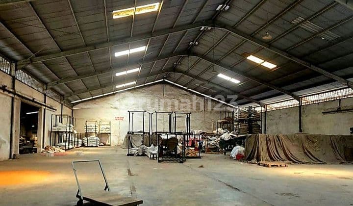 Gudang Pabrik Kawasan Industri Kalianak Dekat Ke Pelabuhan Perak