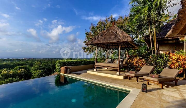 Villa Mewah Tepi Tebing Dg View Laut di Kawasan Elit Uluwatu Bali