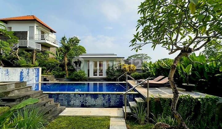 Cheap Goods, Luxurious Villa, Strategic Location, Kayu Tulang, Canggu, Bali