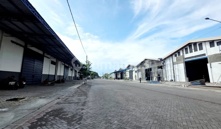 Gudang Baru Gress Kawasan Modern Dekat Tol Gempol bisa KPR