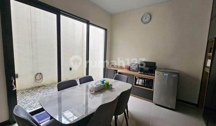 Dijual Rumah Taman Kopo Indah V Full Furnished Siap Huni