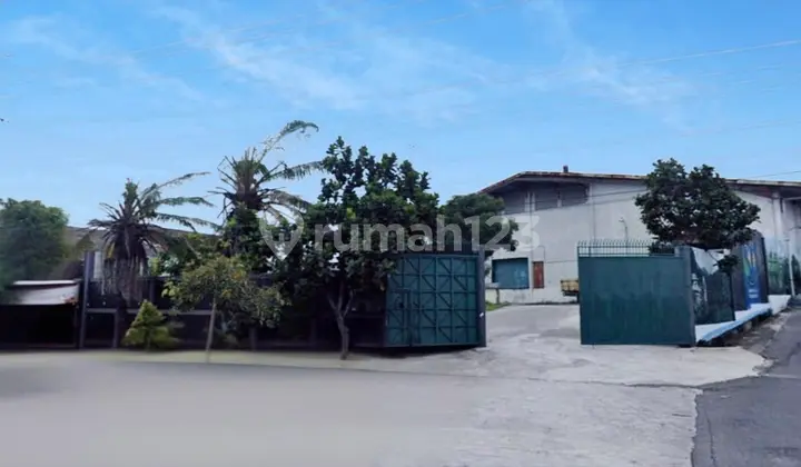 1 Ha Warehouse in Surakarta with SHM Certificate Near Toll Access