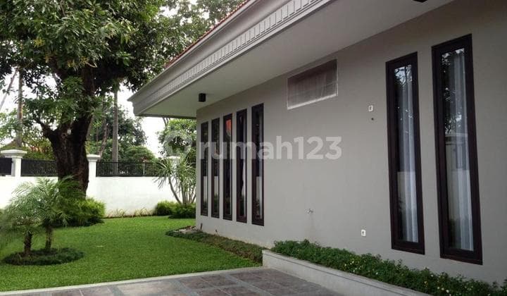 Rumah Terawat Disewakan di Ry Ambengan di Surabaya Pusat