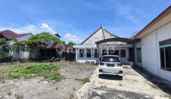 Dijual Rumah Jl. Prambanan, Banyuwangi