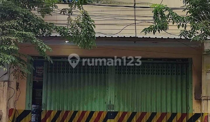 Toko & Gudang Dijual di Pusat Kota Jl Panglima Sudirman, Sampang - Madura