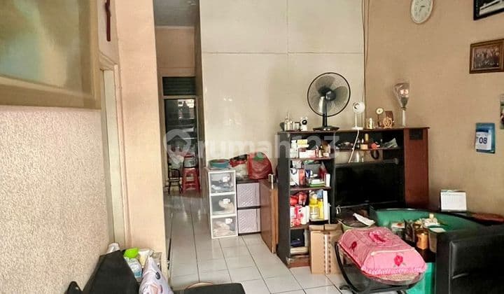 Rumah 2 lantai daerah Hayam Wuruk Kota