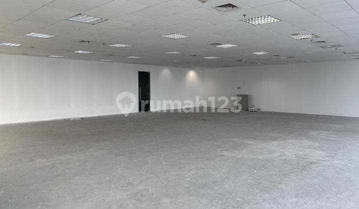 Sewa Kantor Di Daerah Kuningan Dekat Mall, Hotel Mewah, Transportasi Publik