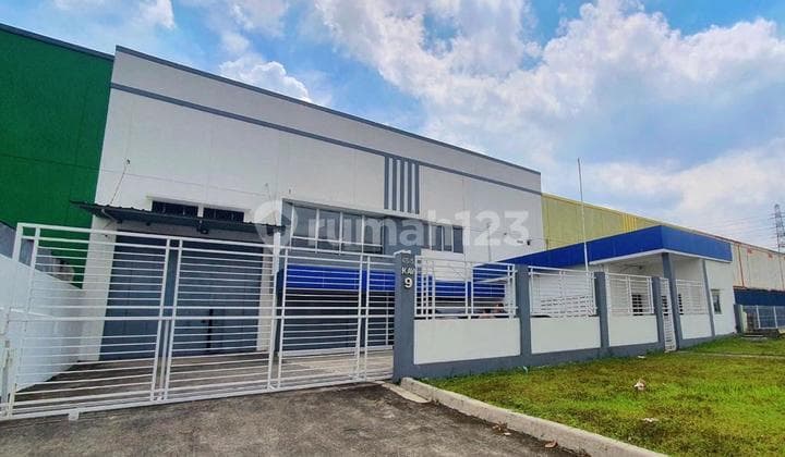 Gudang Atau Pabrik Kawasan Industri Delta Silicon Lippo Cikarang