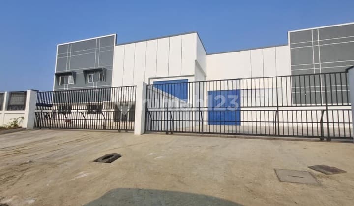 Gudang Atau Pabrik Kawasan Industri Delta Silicon Lippo Cikarang