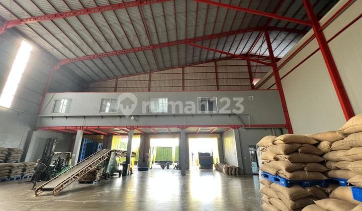 Dijual pabrik atau gudang dalam kawasan Deltasilicon lippo cikarang