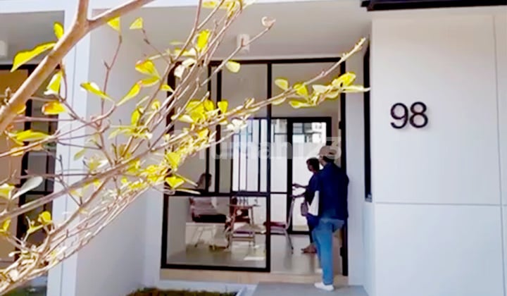 Jual & Sewa Rumah Siap Huni 3 KT di Cluster Uptown Lippo Cikarang