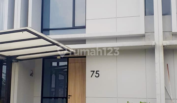 Dijual Rumah Fully Furnished Siap Huni Waterfront Lippo Cikarang