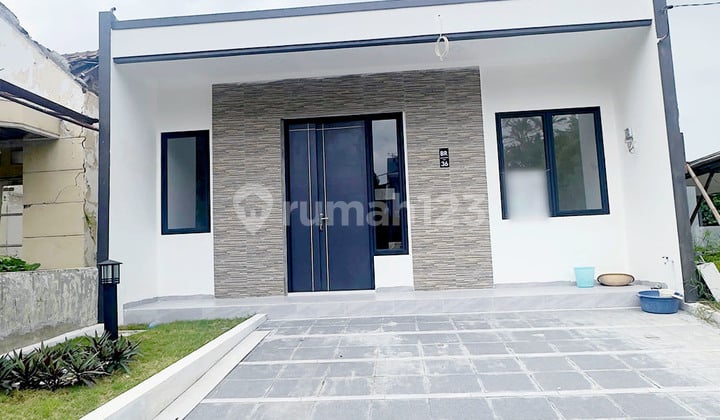 Dijual Rumah Meadow Green Lippo Cikarang Bagus Atap Baja Ringan