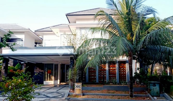 Jual Sewa Rumah Luas Full Furnished Siap Huni di Vassa Lake Lippo