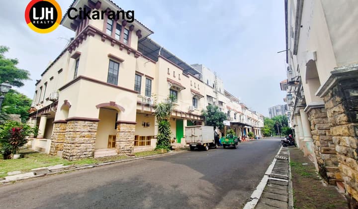 Dijual Ruko 3 Unit Gandeng Luas di Ruko Roxy Lippo Cikarang