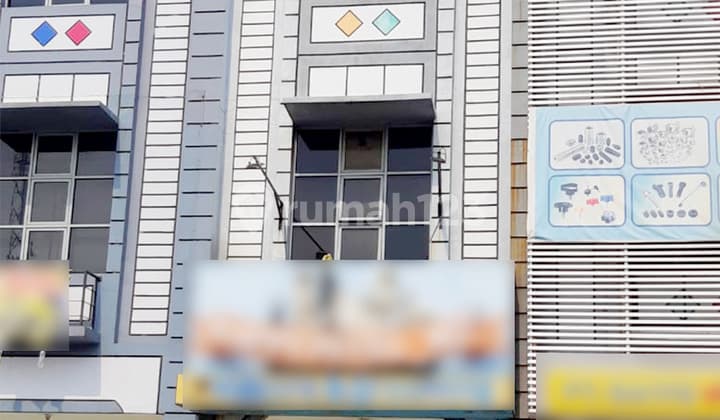 Sewa Ruko Kusuka Hadap Jalan Raya Dekat dengan Lippo Cikarang