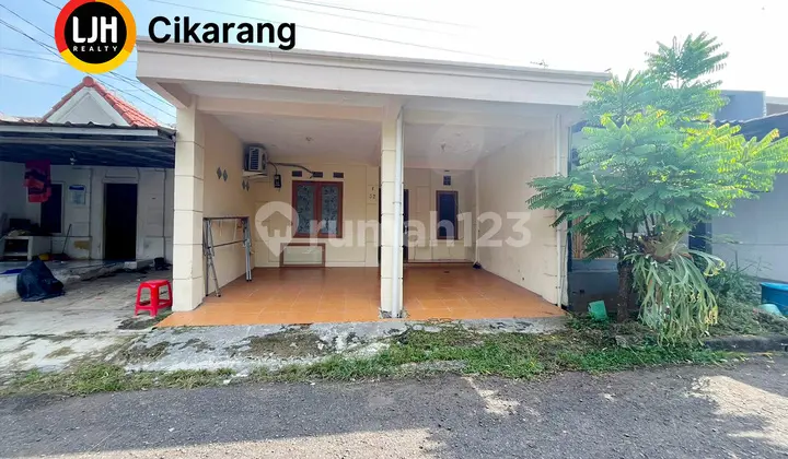 For Sale: House with 3+1 Bedrooms in the Nice Cluster, Deltamas, Cikarang
