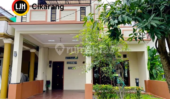 For Sale Furnished Ready-to-Occupy House in Meadow Green Lippo Cikarang