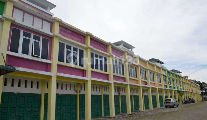 Dijual Ruko 2 Lantai dng Area Parkir Luas + Strategis di Siantar