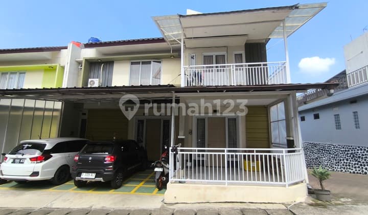 Rumah Hoek Bagus Bisa Untuk Usaha Online Di Cempaka Hijau Bandung