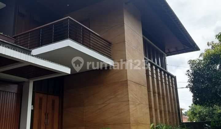 Rumah Minimalis Modern Bagud Mainroad Jalan Dago Bandung