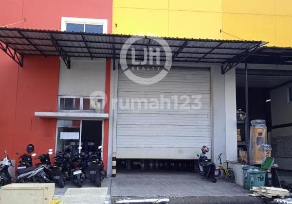 Gudang Lokasi Strategis di Green Sedayu Bizpark Cakung Jakarta Timur