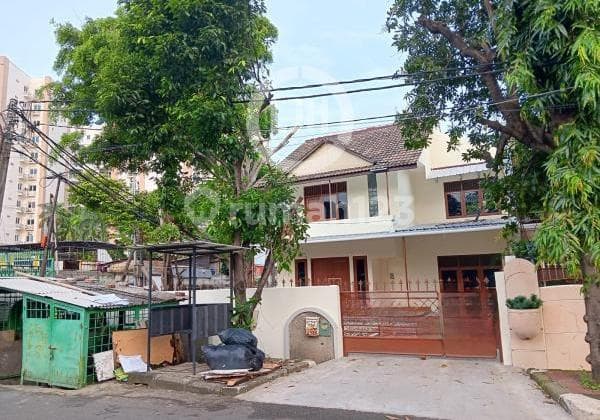 Rumah Lokasi Strategis di Arteri Kelapa Gading, Jakarta Utara