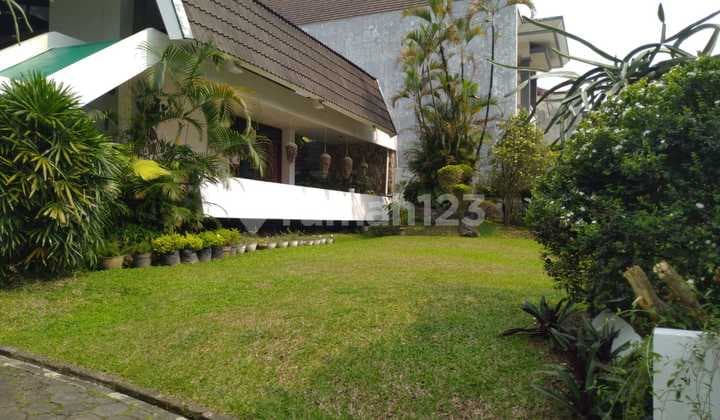 Comfortable and Lush House, Sukaresmi Valley in North Bandung.