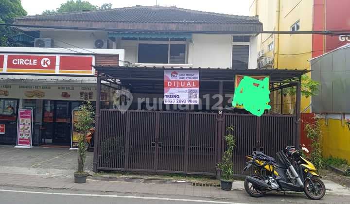 Rumah Strategis dengan Mini Market di Turangga, Bandung.