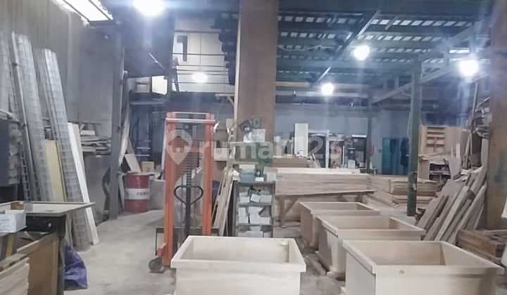 Jual Gudang Mainroad Kerkof Cimahi bisa Masuk Kontainer